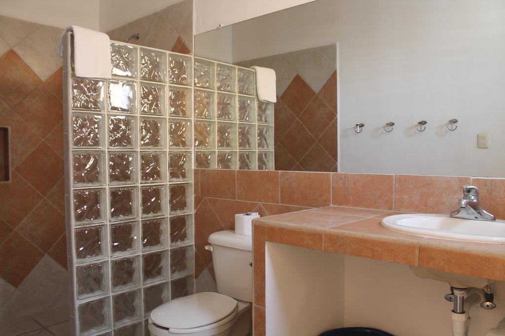 Coral Reef Inn Cozumel Room photo